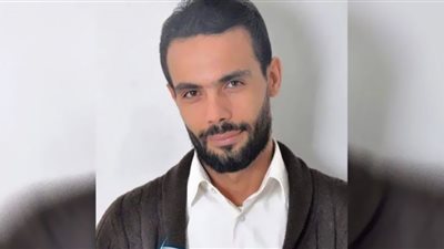 جنازة والد الفنان شريف إدريس.. اليوم