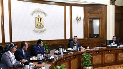 مدبولي يتابع مشروعات وزارة الشباب والرياضة بمدن ومحافظات الجمهورية