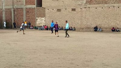 دورة رياضية لكرة القدم بمركز شباب العسيرات بقنا