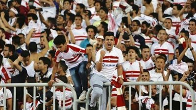 أفريقيا يا زمالك.. هتاف الجماهير في مواجهة شباب بلوزداد الجزائري (فيديو)