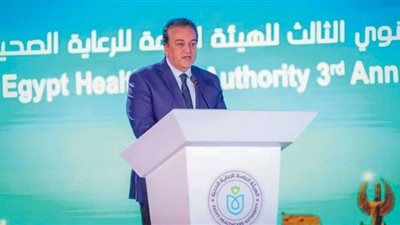 إطلاق منظومة التأمين الصحى الشامل بالمحافظات ذات الكثافة السكانية .. وعيادات متنقلة لتقديم خدمات صحة الأسرة مجاناً