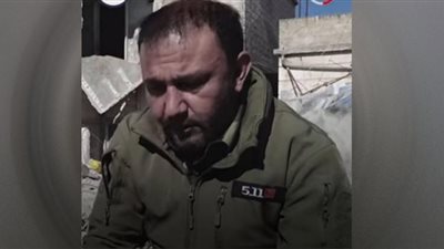 مخلفات أنقاض الزلزال بسوريا.. رسالة وملابس وذكرى (شاهد)