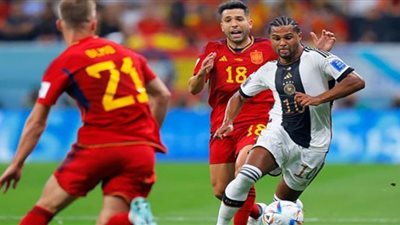 التعادل السلبي يحسم الشوط الأول لموقعة ألمانيا وإسبانيا