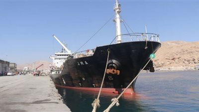 وصول منحة مشتقات نفطية سعودية إلى حضرموت
