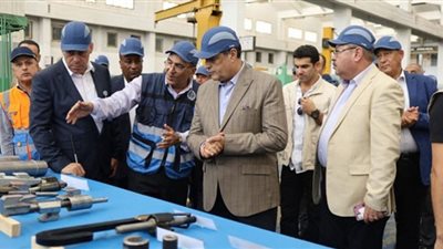 وزير الدولة للإنتاج الحربي يتفقد 