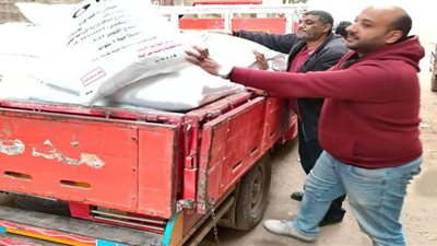 ضبط سيارة محملة بكميات من الأسمدة الزراعية المدعمة