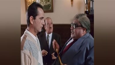 هشام سليم.. مشهد كوميدي شهير يفقد أبطاله الثلاثة (فيديو)