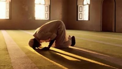 حكم صلاة الصبح جماعة بعد طلوع الشمس