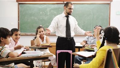 الجهاز المركزي للتنظيم يعلن عن شروط وظيفة معلم فصل