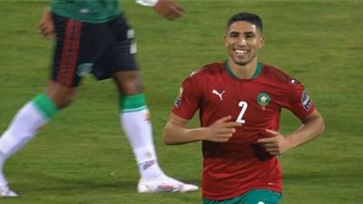 أشرف حكيمي فخور بالحديث عن أسرته