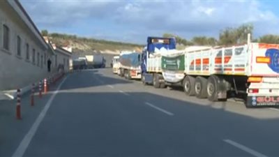 دخول 11 شاحنة إغاثية سعودية للمناطق المنكوبة في السورية