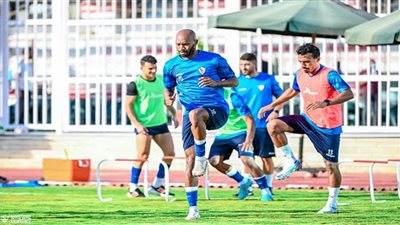 ممر شرفي لثلاثي الزمالك في المران