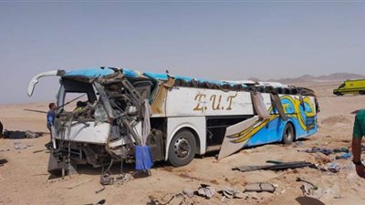 إصابة 13 شخصا في انقلاب أتوبيس بشرم الشيخ