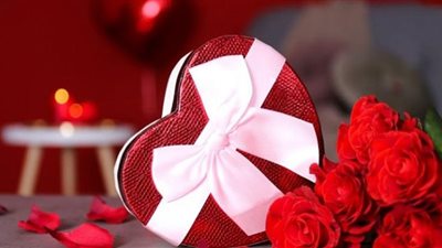 الفلانتين فرصة لمحلات الصاغة.. الذهب أبرز هدايا عيد الحب