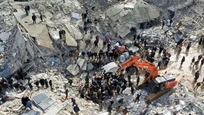 القومي للكبد يكشف عوامل نجاة الضحايا تحت الأنقاض (شاهد)