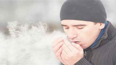 تدفئة الأصابع.. وقاية من «قرصة البرد»