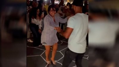 شيرين عبدالوهاب تتصدر 