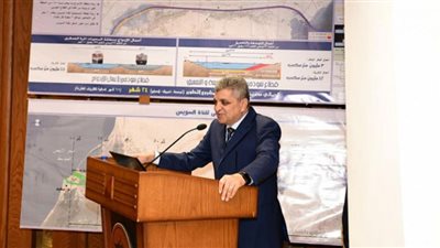 قناة السويس تقترب من تحقيق 7.8 مليار دولار ايرادات بنهاية 2022.. صور
