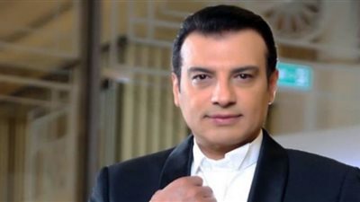 إيهاب توفيق يحتفل بعيد الحب في أمريكا