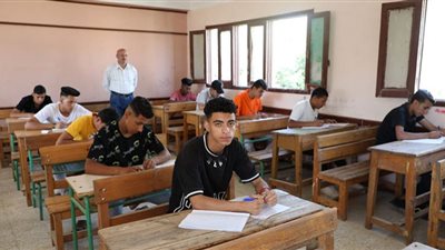 امتحانات الثانوية العامة 2023| مواصفات الورقة الامتحانية للمواد العلمية