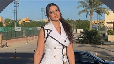 درة زروق تهوس محبيها بالبرتقالي اللامع.. صور