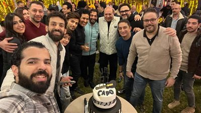نجوم جيل التسعينيات يشعلون عيد ميلاد حميد الشاعري بالرقص والغناء (صور)