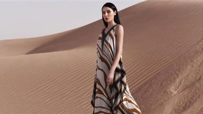 جلسة تصوير لنسرين سند وسط الرمال ..شاهد