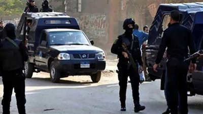 القبض على المتهم بإدارة أستوديو واستخدام تطبيقات مقلدة لشركات شهيرة