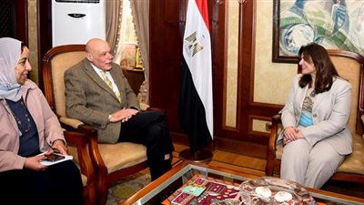 إقامة مشروع لزيادة زراعة الأشجار المنتجة للأخشاب في مصر