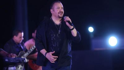 هشام عباس يتألق في ختام مهرجان رشيد وبراعة مواهب الاوبرا تلفت الانظار (صور)