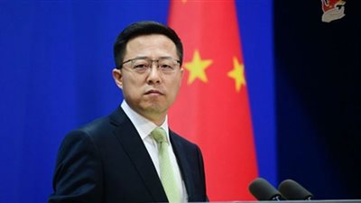 الصين تُطالب بريطانيا بإعادة النظر في العلاقات بينهما