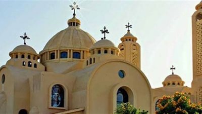 كنيسة القديسين في سوهاج تُقيم احتفالية عيد الصليب المجيد