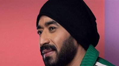 أحمد بتسان يجتاز الـ 700 ألف مشاهدة بـ أنا جيت (فيديو)