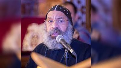 الأنبا رافائيل يبدأ اجتماع الشباب القبطي في شبرا الخيمة