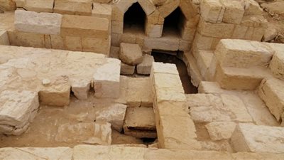 الكشف عن مبنى جنائزي ضخم ونماذج من بورتريهات الفيوم بالفيوم