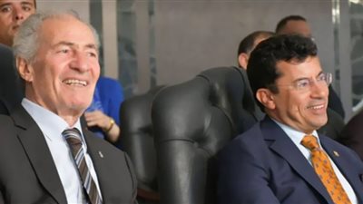 وزير الرياضة ورئيس الإتحاد الدولي لليد يشهدان ختام بطولة العالم للكراسي المتحركة لكرة اليد