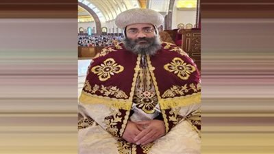 الأنبا فيلوباتير يلقي العظة الروحية في مطرانية أبوقرقاص