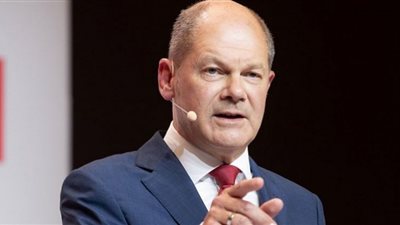 المستشار الألماني يدعو لتسليح جيش بلاده