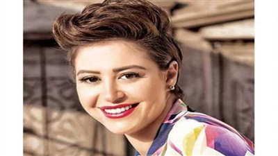 إلغاء العرض المسرحي لمنة شلبي في السعودية| فيديو