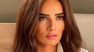 دخول زينة المستشفى بسبب «الليلة واللي فيها»