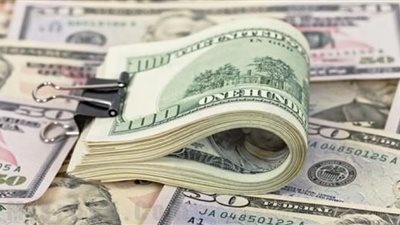 أسعار الدولار والعملات اليوم الإثنين