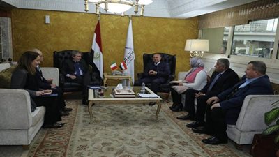 الوزير يبحث مع السفير الإيطالي تسيير خط رورو لنقل الحاصلات الزراعية بين الموانئ المصرية وميناء تريستا