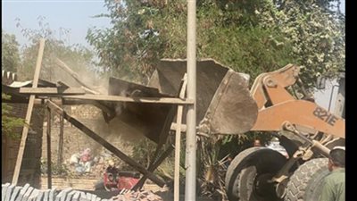 حملات مكثفة لإزالة تعديات بمنطقة الخيالة وشارع الكردي والمصانع
