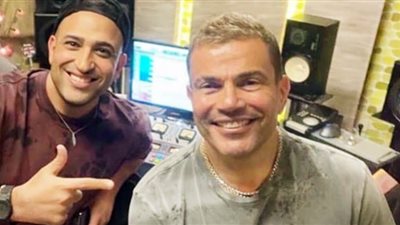 تامر حسين يكشف سرًا عن أغنية يوم تلات (شاهد)