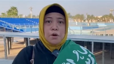 إندونيسية تعبر عن حبها للسعودية بقصيدة حماسية (شاهد)