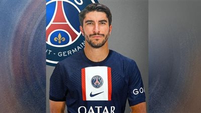 سولير: كنت أريد البقاء مع فالنسيا حتى انتهاء مسيرتي