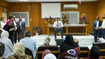 وزير الصحة: 