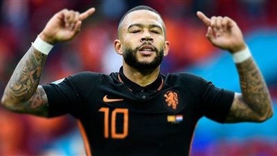 ديباي يتقدم لـ هولندا أمام أمريكا في الدقائق الأولي بـ كأس العالم