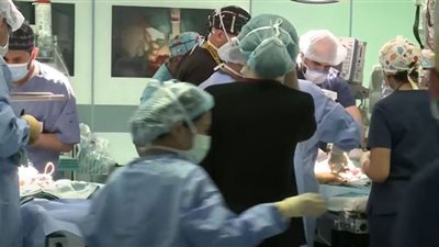 عملية فصل التوأم السيامي اليمني 