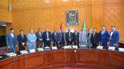 محافظ الإسماعيلية يُكرِّم مستشاري هيئة قضايا الدولة